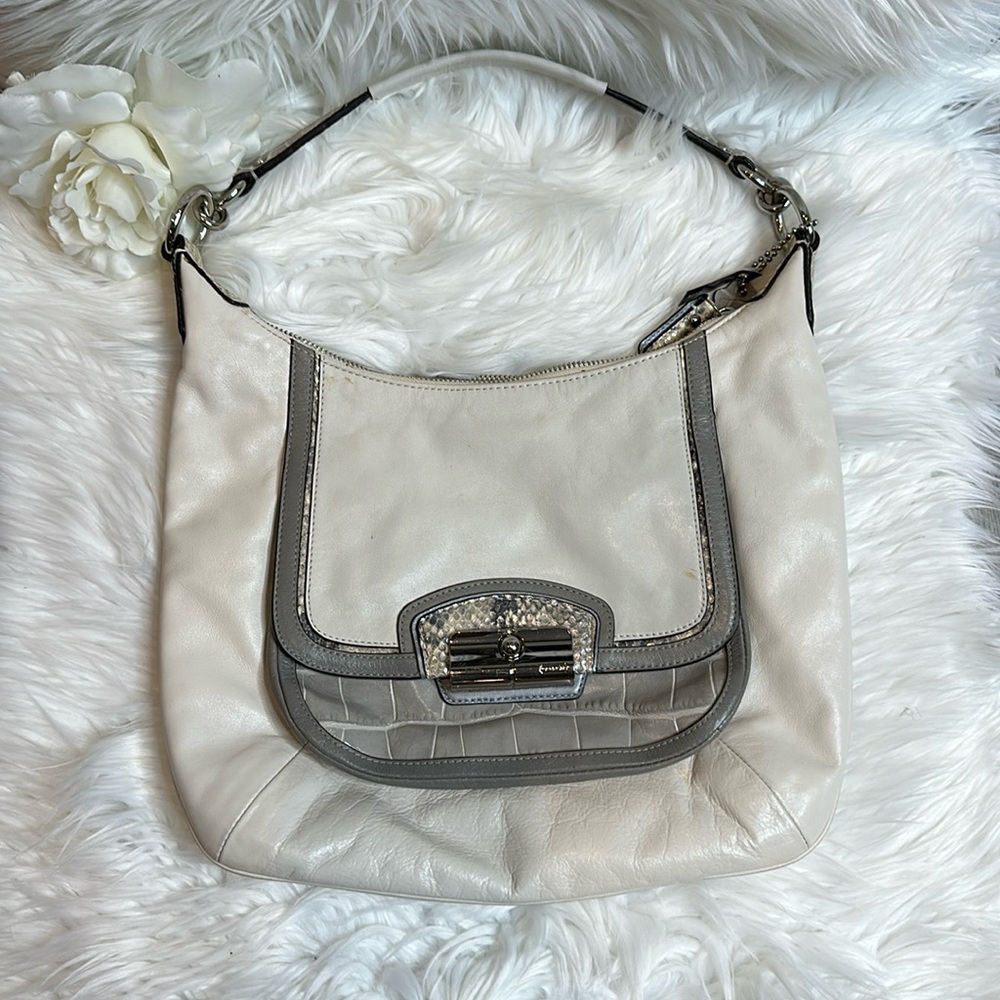 GUC Coach Kristin Python Croc Embossed Cream/Grey Leather Hand/Shoulder Bag